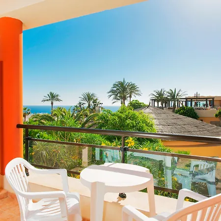 Iberostar Waves Playa Gaviotas Hotell 4*