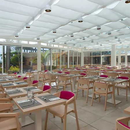 Iberostar Waves Playa Gaviotas Hotell 4*