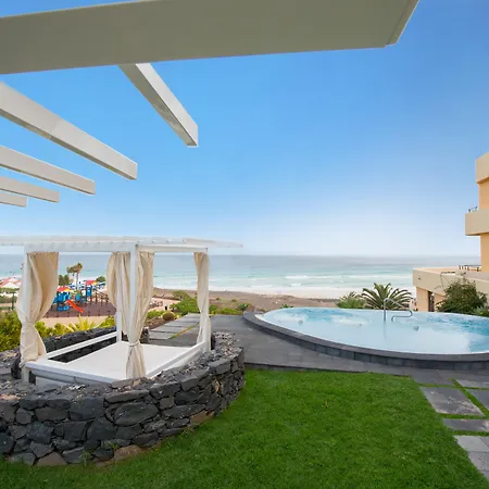 Iberostar Waves Playa Gaviotas Hotell