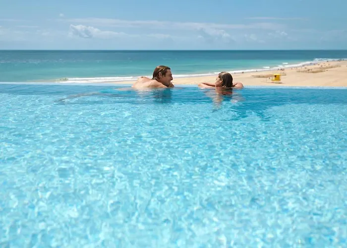 Iberostar Waves Playa Gaviotas 4*