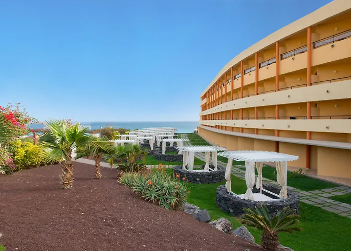 Iberostar Waves Playa Gaviotas Hotel 4*